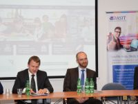 Tlačová konferencia Blackout Slovenska 05.JPG